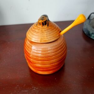 VINTAGE Beehive Honey Pot with Lid and Extractor Tool